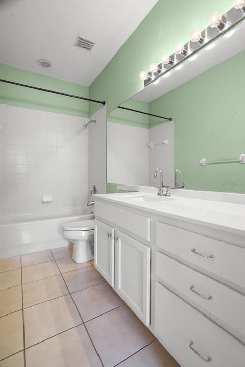 For Rent: $3,200 (3 beds, 2 baths, 2149 Square Feet)
