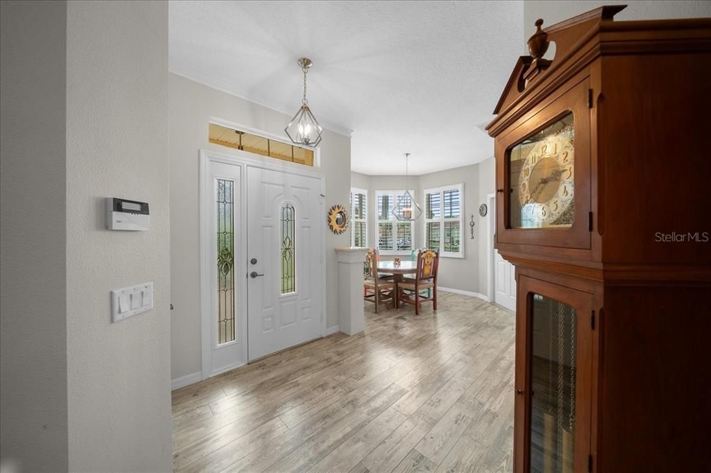 For Sale: $255,000 (2 beds, 2 baths, 1578 Square Feet)