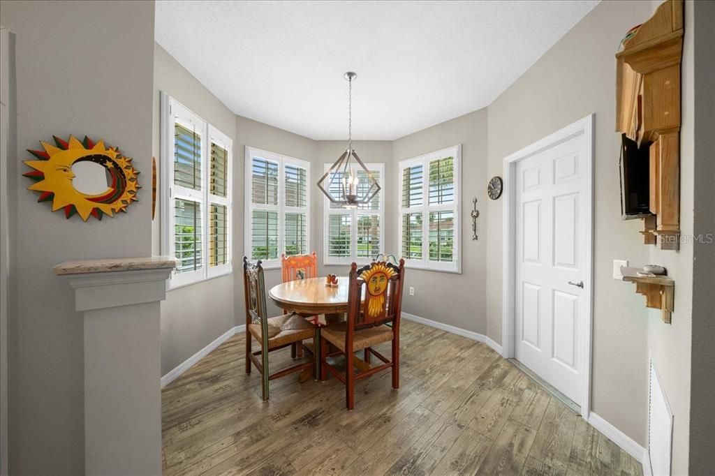 For Sale: $255,000 (2 beds, 2 baths, 1578 Square Feet)
