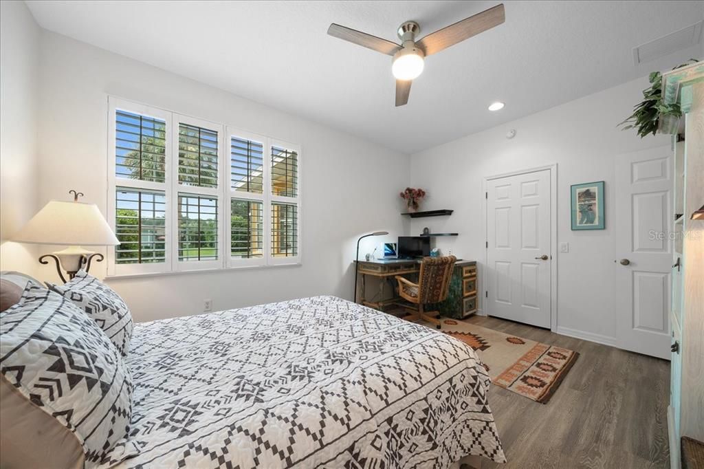 For Sale: $255,000 (2 beds, 2 baths, 1578 Square Feet)
