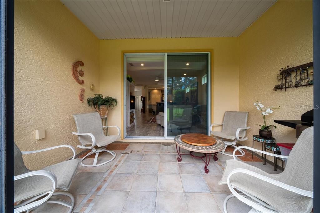For Sale: $255,000 (2 beds, 2 baths, 1578 Square Feet)