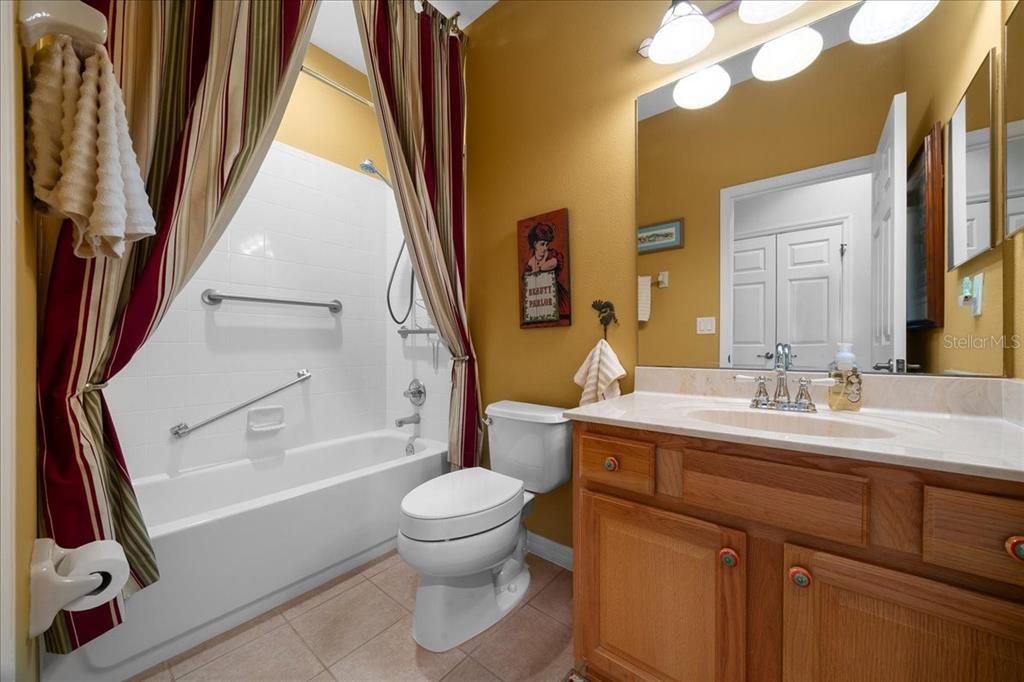 For Sale: $255,000 (2 beds, 2 baths, 1578 Square Feet)