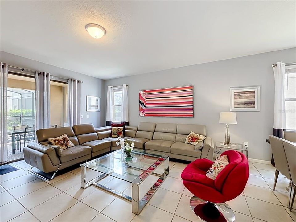 En Venta: $539,000 (7 camas, 5 baños, 3187 Pies cuadrados)