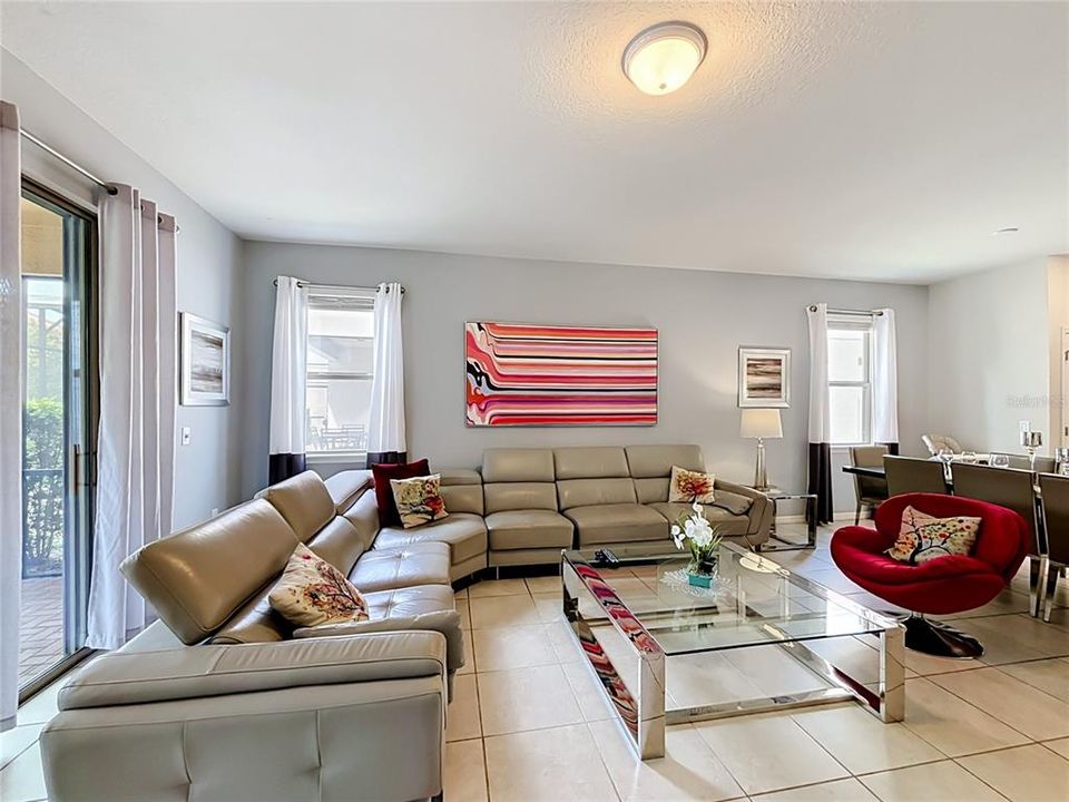En Venta: $539,000 (7 camas, 5 baños, 3187 Pies cuadrados)