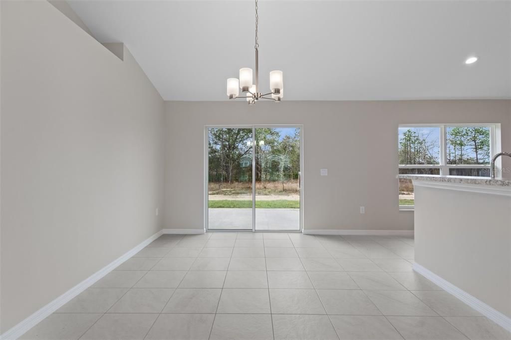 For Sale: $349,900 (3 beds, 2 baths, 1724 Square Feet)
