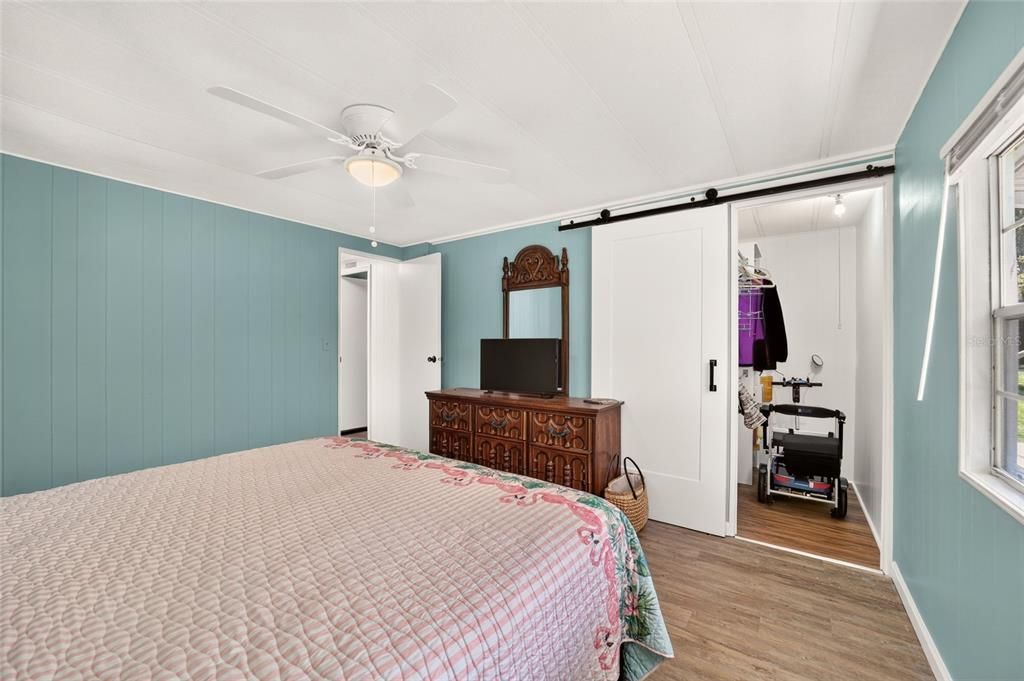 For Sale: $190,000 (2 beds, 2 baths, 1032 Square Feet)