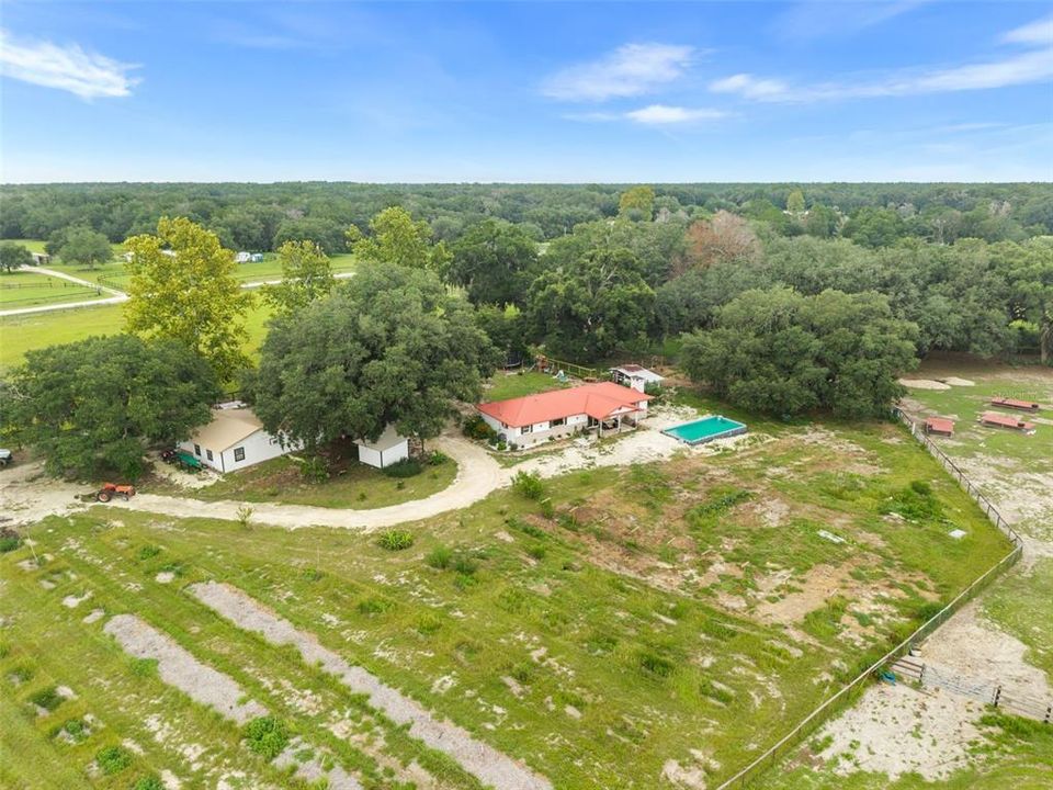 На продажу: $639,000 (3 спален, 2 ванн, 1688 Квадратных фут)