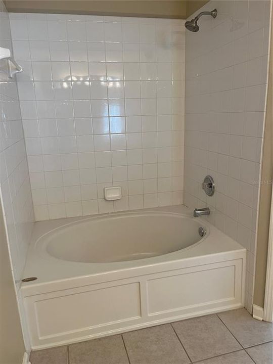 En Renta: $2,200 (3 camas, 2 baños, 1718 Pies cuadrados)