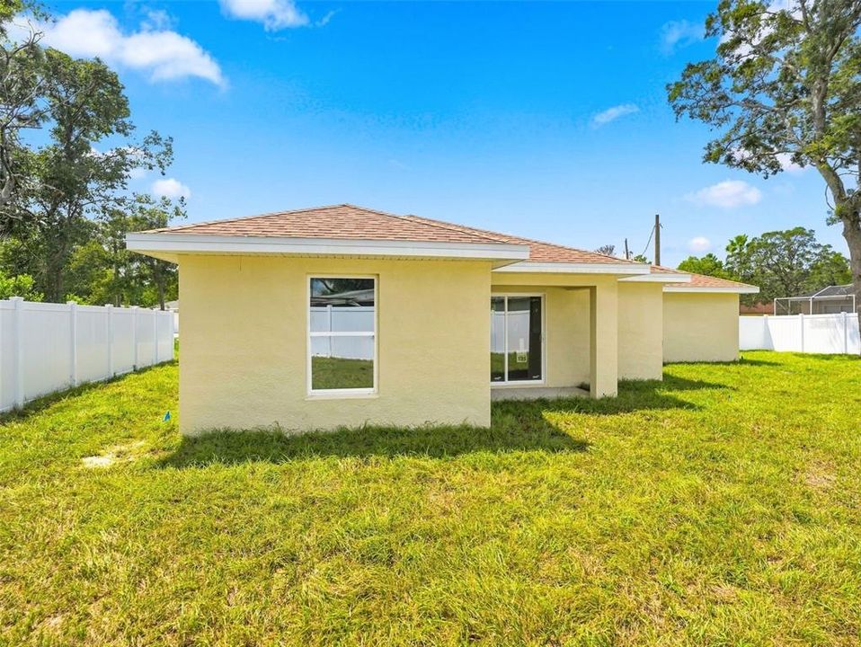 For Sale: $289,900 (3 beds, 2 baths, 1088 Square Feet)