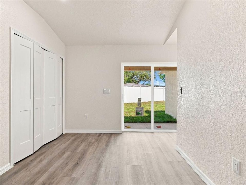For Sale: $289,900 (3 beds, 2 baths, 1088 Square Feet)