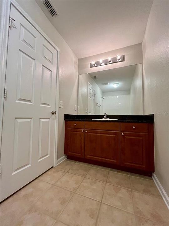 En Renta: $2,250 (3 camas, 2 baños, 1855 Pies cuadrados)