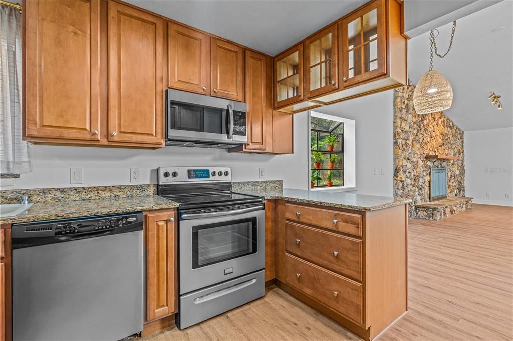 En Venta: $565,000 (3 camas, 2 baños, 2898 Pies cuadrados)