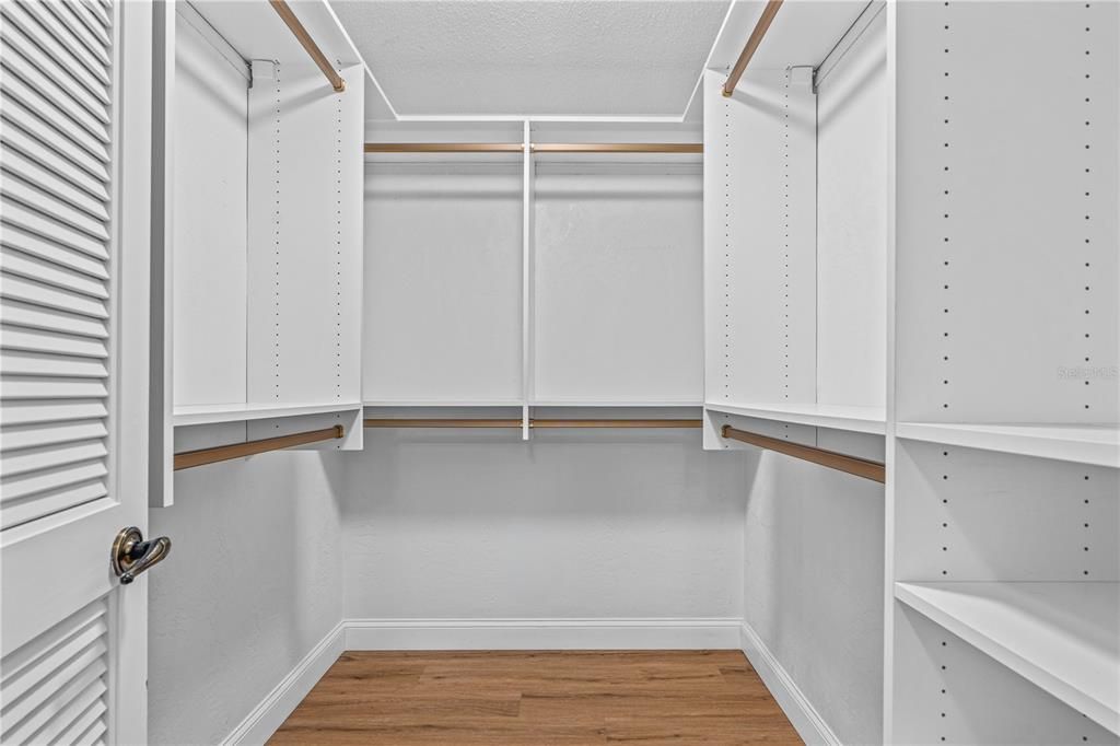En Venta: $565,000 (3 camas, 2 baños, 2898 Pies cuadrados)