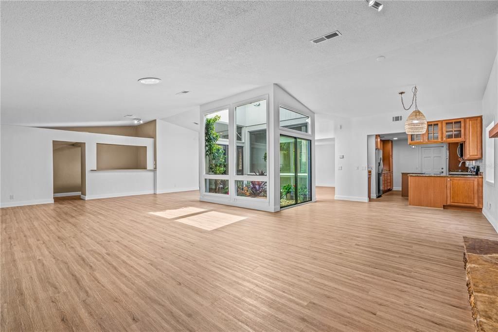 En Venta: $565,000 (3 camas, 2 baños, 2898 Pies cuadrados)