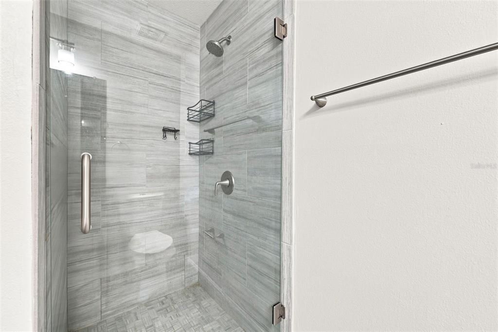 For Sale: $269,900 (3 beds, 2 baths, 1114 Square Feet)