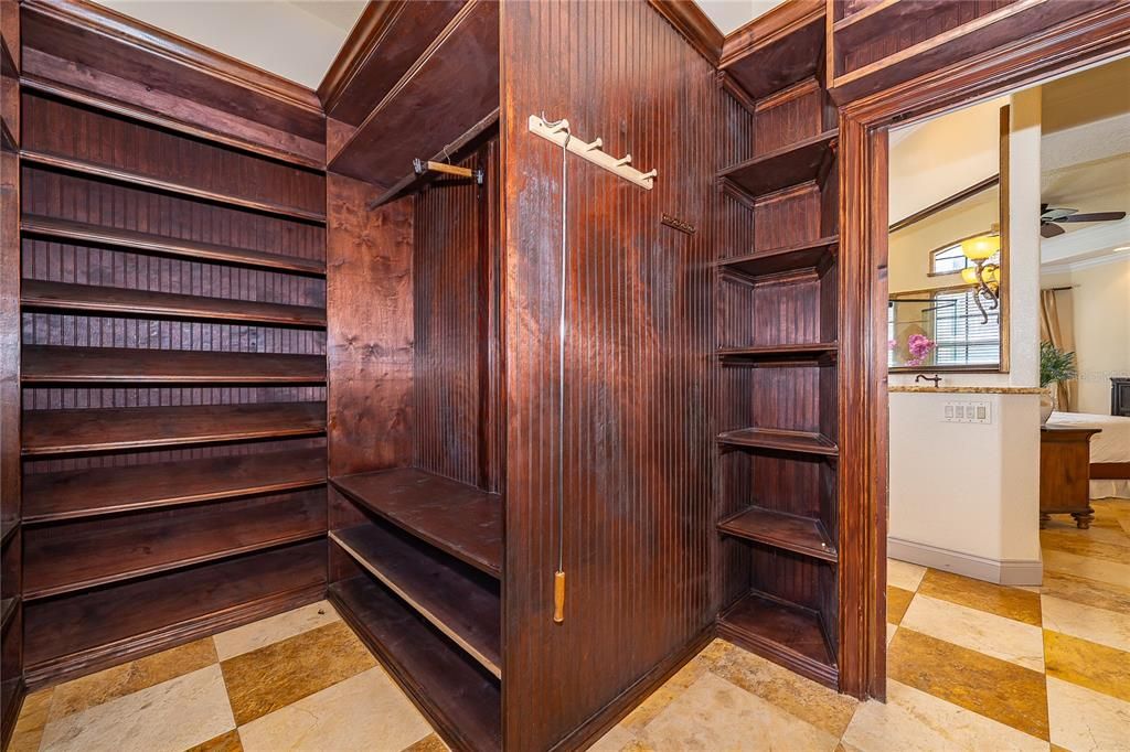 На продажу: $990,990 (4 спален, 4 ванн, 3585 Квадратных фут)