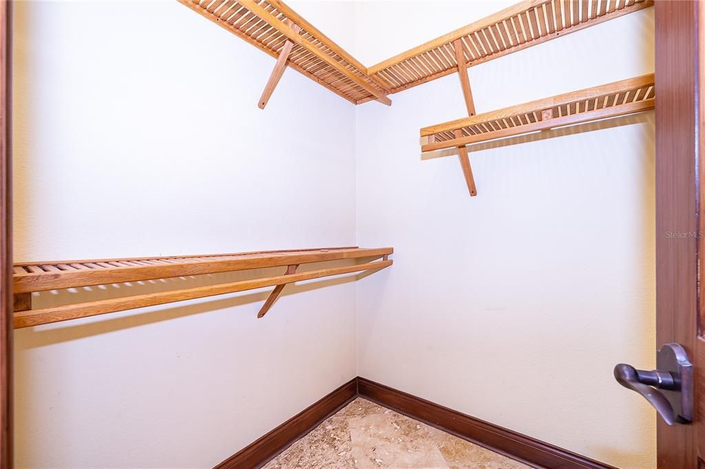 На продажу: $990,990 (4 спален, 4 ванн, 3585 Квадратных фут)