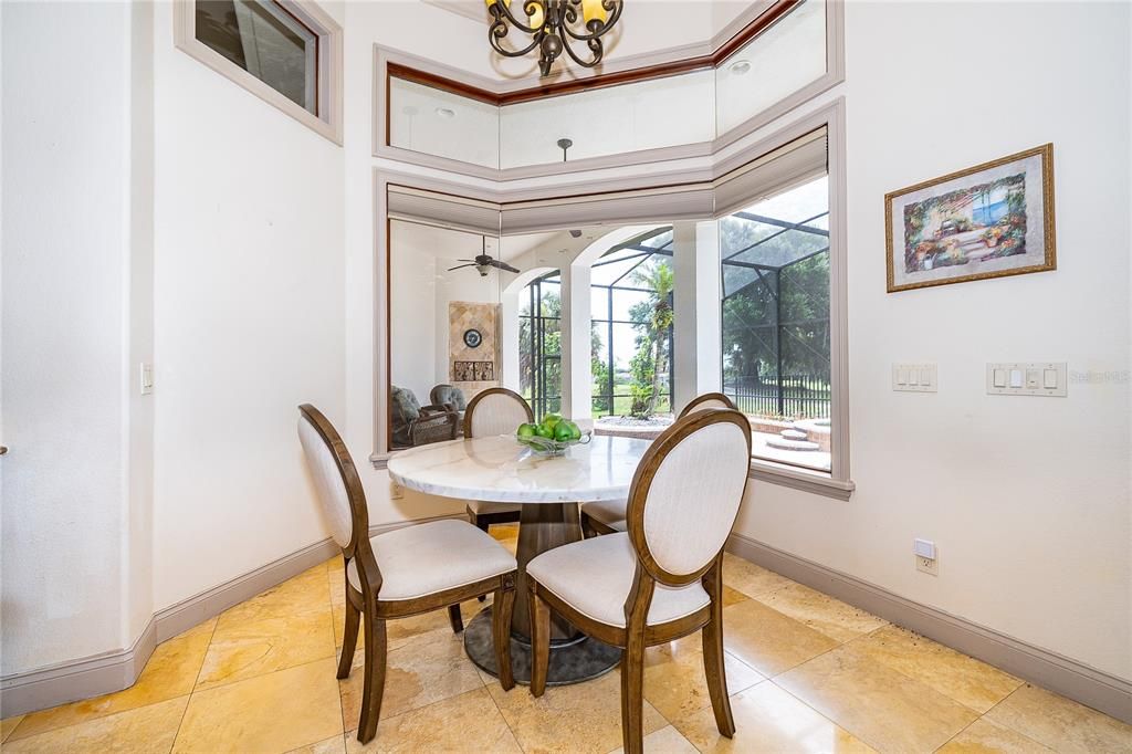 На продажу: $990,990 (4 спален, 4 ванн, 3585 Квадратных фут)