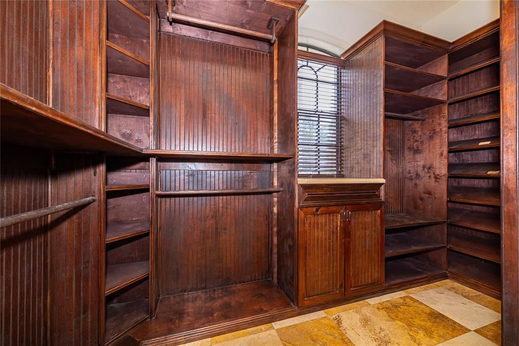 На продажу: $990,990 (4 спален, 4 ванн, 3585 Квадратных фут)