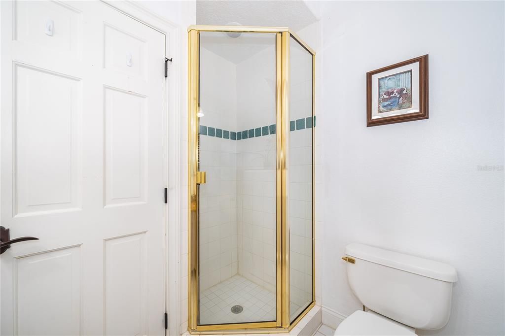 На продажу: $990,990 (4 спален, 4 ванн, 3585 Квадратных фут)