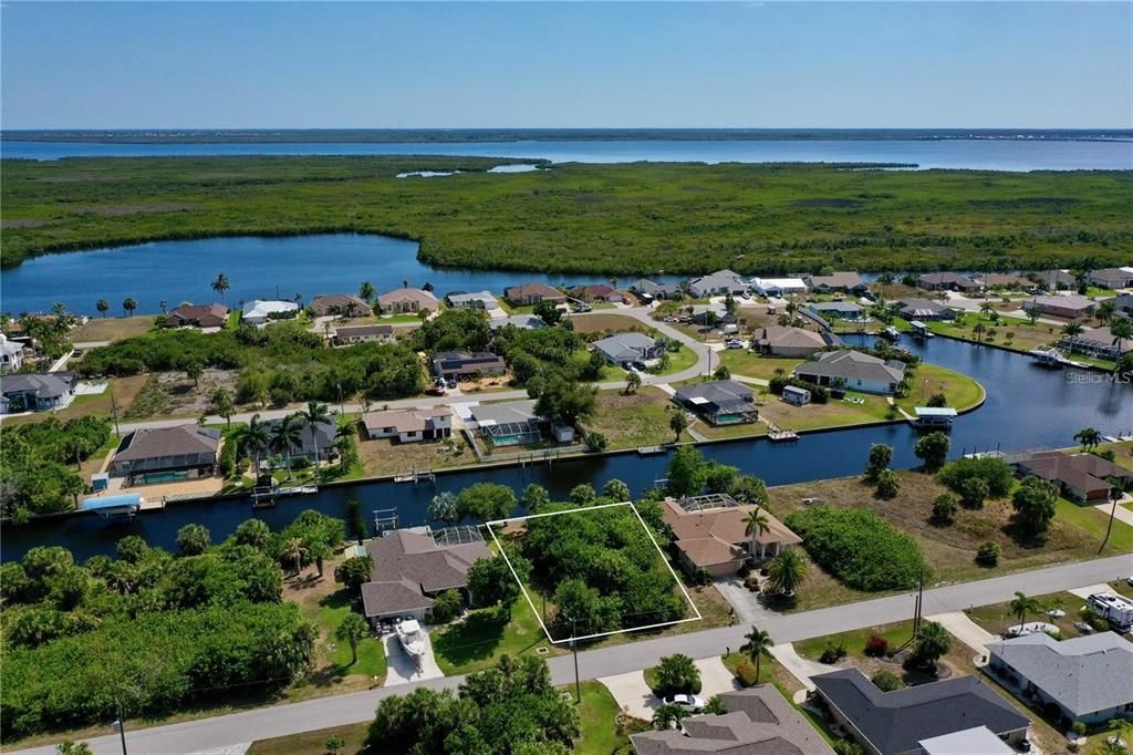 En Venta: $190,000 (0.23 acres)