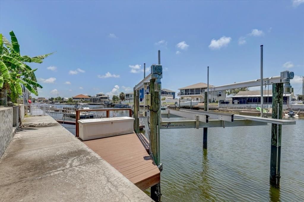 For Sale: $1,250,000 (5 beds, 3 baths, 2720 Square Feet)
