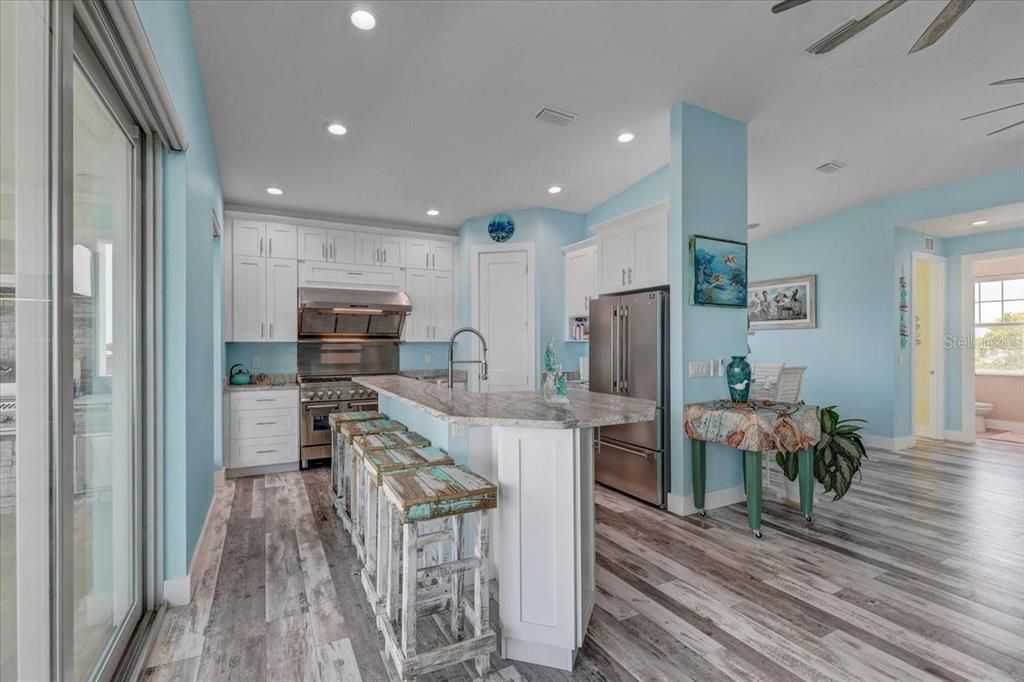 For Sale: $1,250,000 (5 beds, 3 baths, 2720 Square Feet)