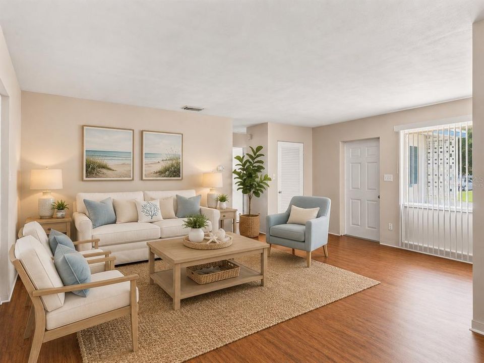 For Sale: $298,000 (2 beds, 1 baths, 1167 Square Feet)