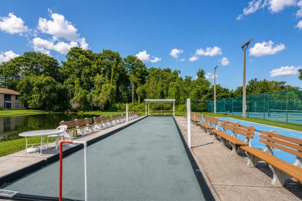 На продажу: $150,000 (2 спален, 1 ванн, 835 Квадратных фут)