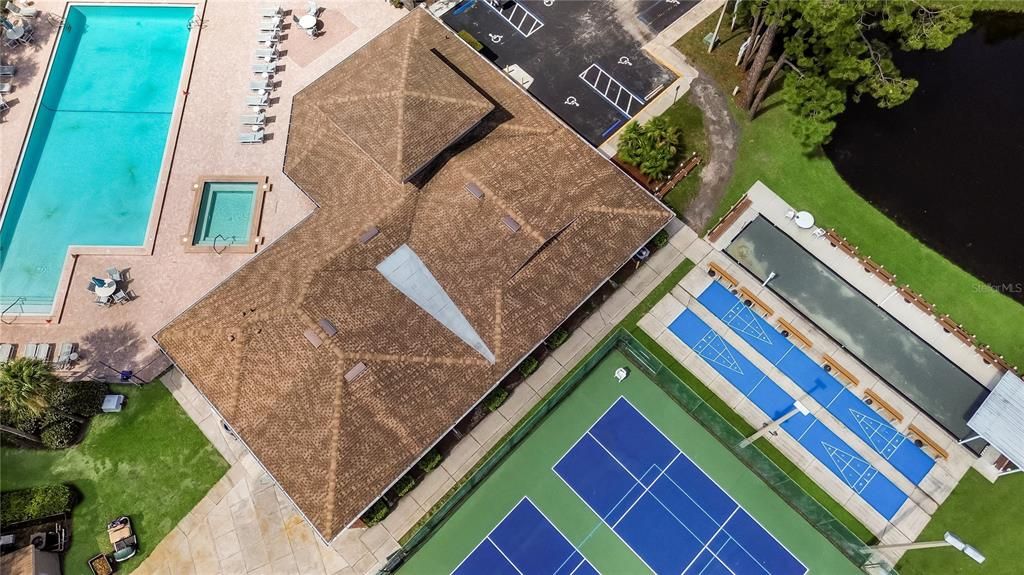 На продажу: $150,000 (2 спален, 1 ванн, 835 Квадратных фут)
