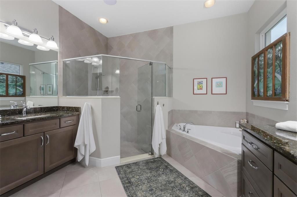 En Venta: $469,900 (3 camas, 2 baños, 2034 Pies cuadrados)