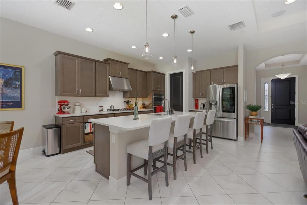 En Venta: $469,900 (3 camas, 2 baños, 2034 Pies cuadrados)