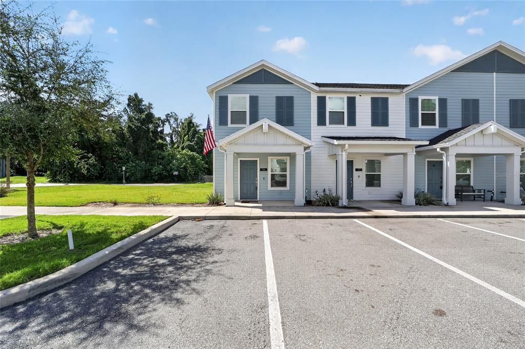 For Sale: $187,000 (2 beds, 2 baths, 1223 Square Feet)