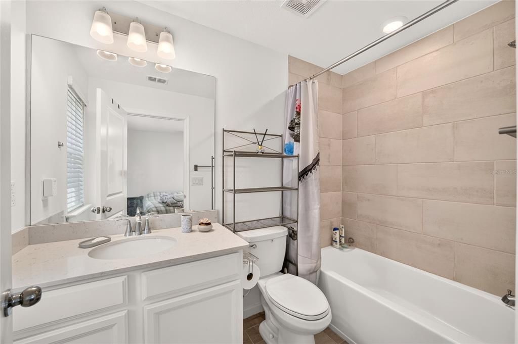 For Sale: $187,000 (2 beds, 2 baths, 1223 Square Feet)