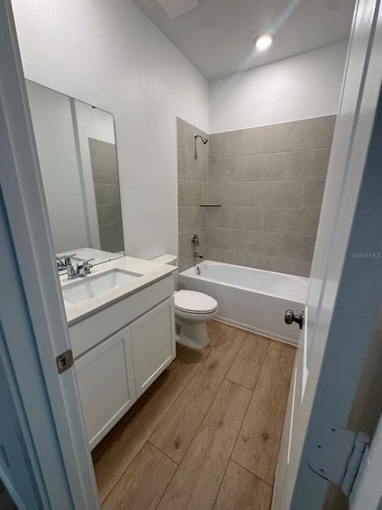En Renta: $2,700 (4 camas, 4 baños, 2366 Pies cuadrados)