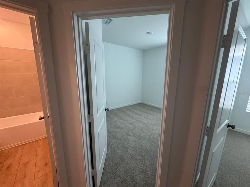 En Renta: $2,700 (4 camas, 4 baños, 2366 Pies cuadrados)