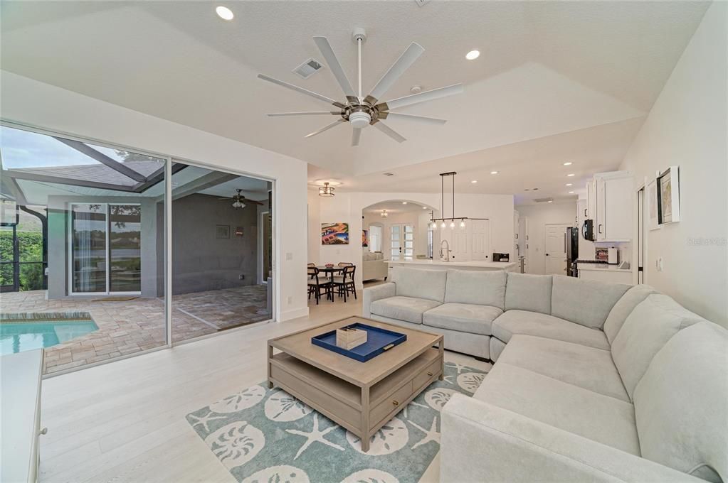For Sale: $875,000 (5 beds, 3 baths, 2643 Square Feet)