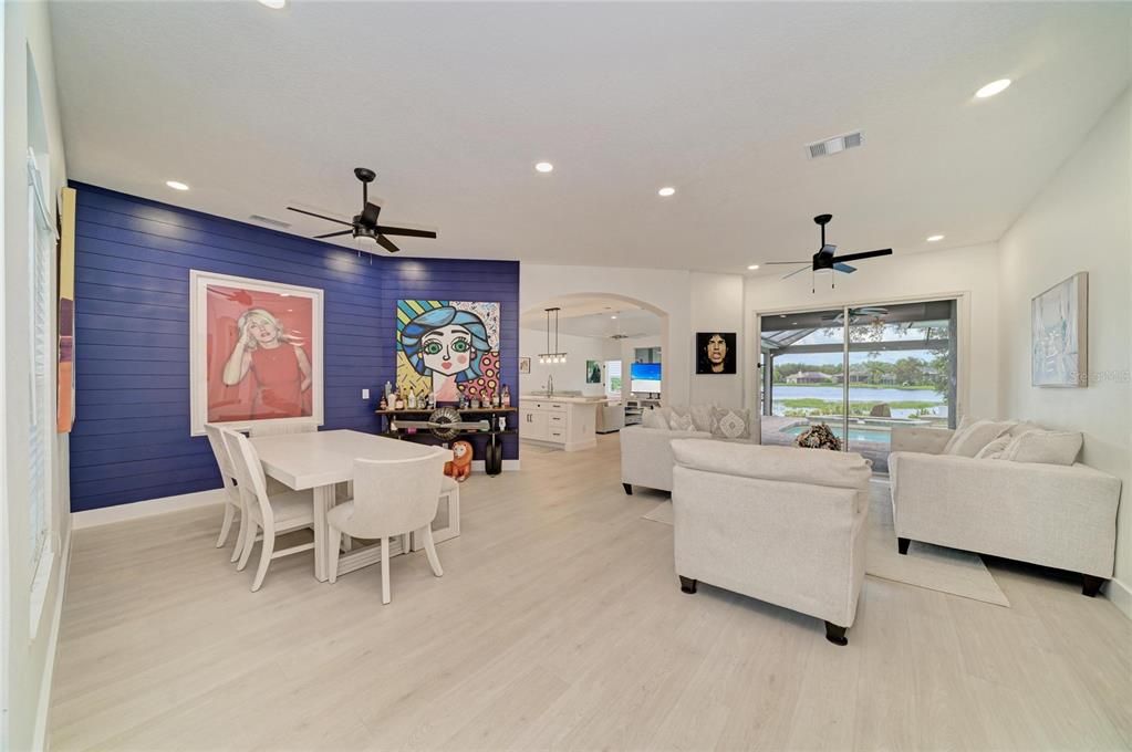 For Sale: $875,000 (5 beds, 3 baths, 2643 Square Feet)