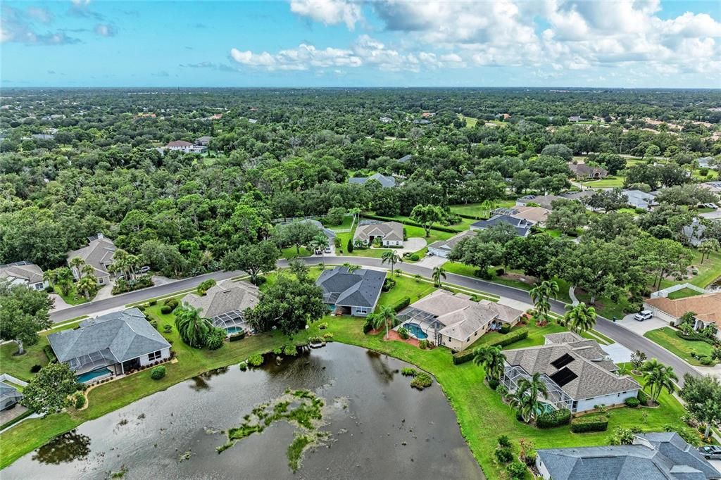 For Sale: $875,000 (5 beds, 3 baths, 2643 Square Feet)
