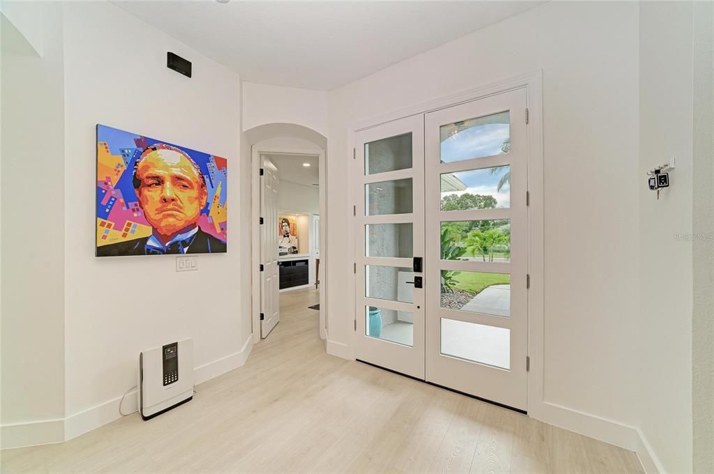 For Sale: $875,000 (5 beds, 3 baths, 2643 Square Feet)