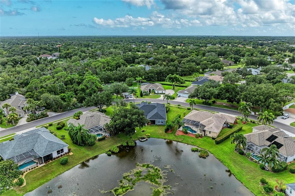 For Sale: $875,000 (5 beds, 3 baths, 2643 Square Feet)