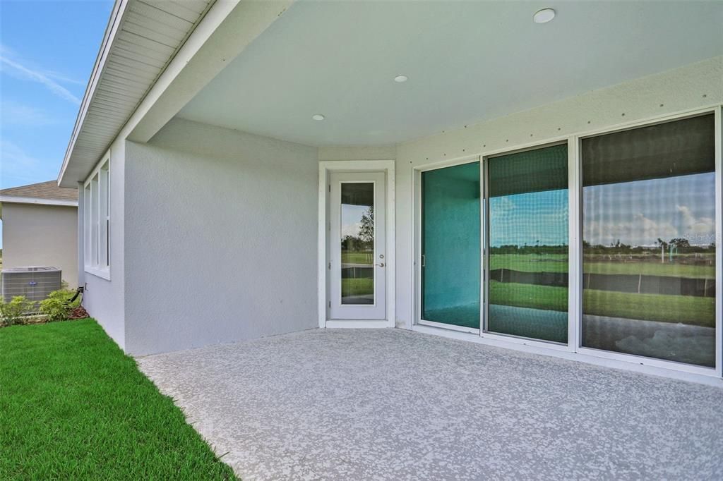 En Venta: $624,990 (3 camas, 3 baños, 2723 Pies cuadrados)