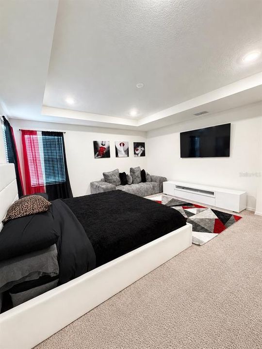 En Venta: $439,000 (5 camas, 3 baños, 3011 Pies cuadrados)