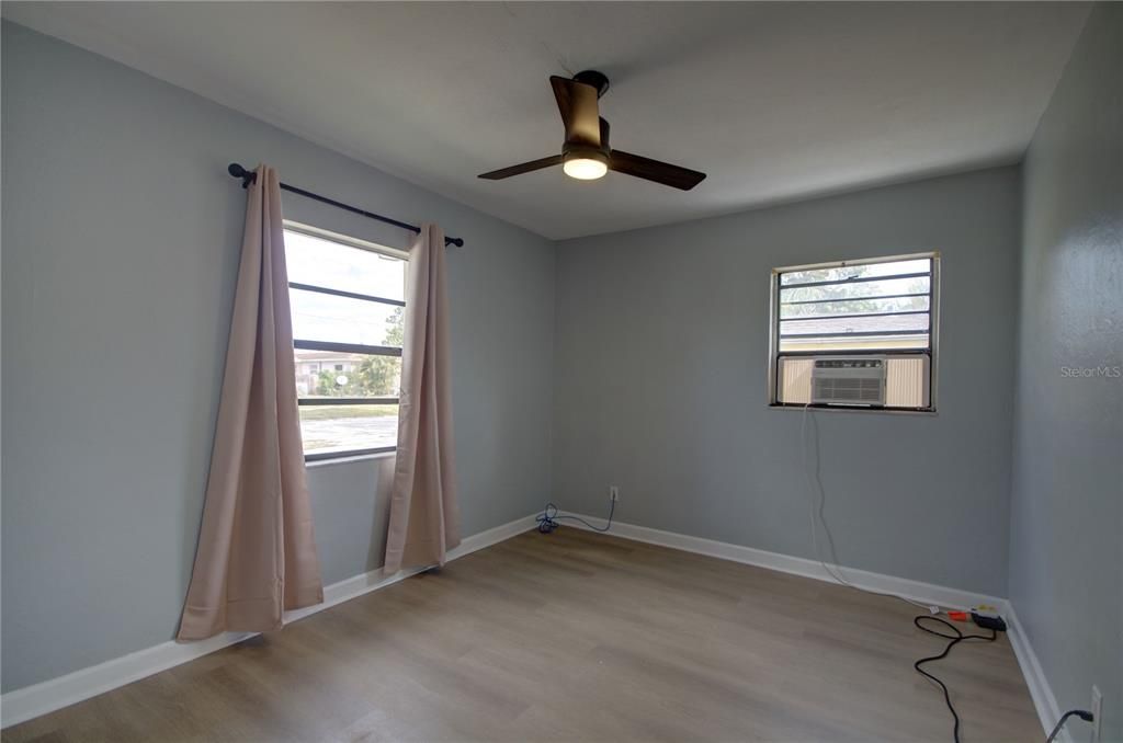 En Venta: $259,000 (2 camas, 1 baños, 704 Pies cuadrados)