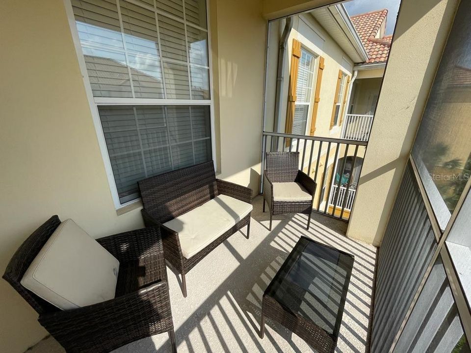 For Sale: $215,000 (3 beds, 2 baths, 1412 Square Feet)