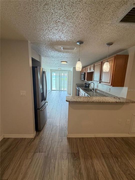 В аренду: $1,575 (2 спален, 2 ванн, 1032 Квадратных фут)