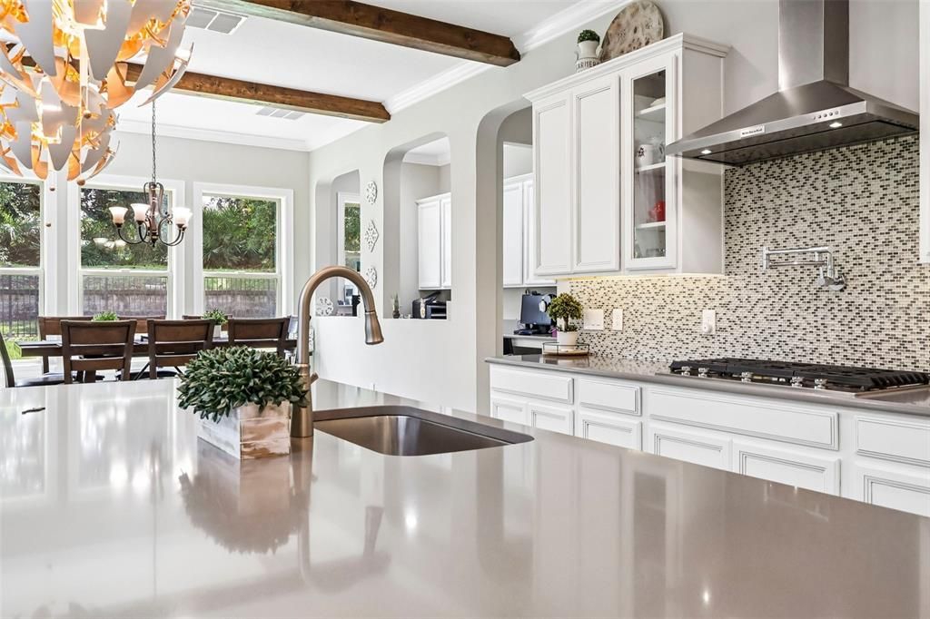 For Sale: $1,350,000 (6 beds, 4 baths, 4451 Square Feet)