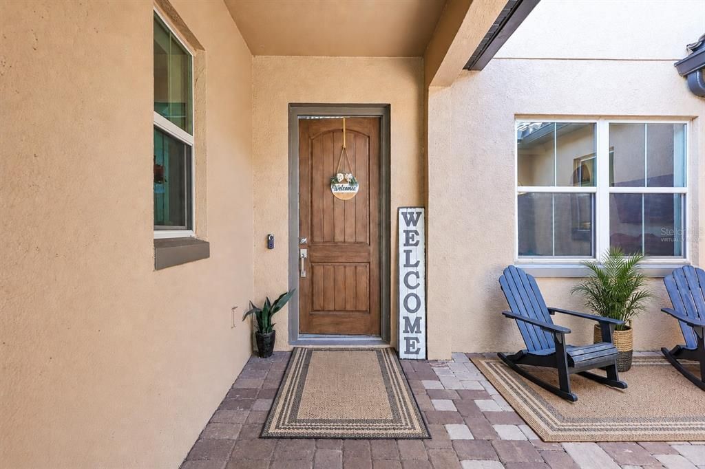 For Sale: $1,350,000 (6 beds, 4 baths, 4451 Square Feet)