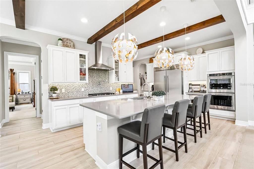 For Sale: $1,350,000 (6 beds, 4 baths, 4451 Square Feet)