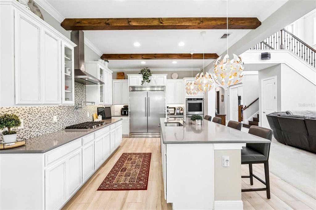 For Sale: $1,350,000 (6 beds, 4 baths, 4451 Square Feet)